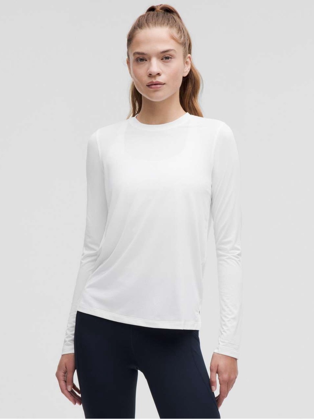 🆕🤍 Lululemon Ultra Light Hip Length Long Sleeve - White